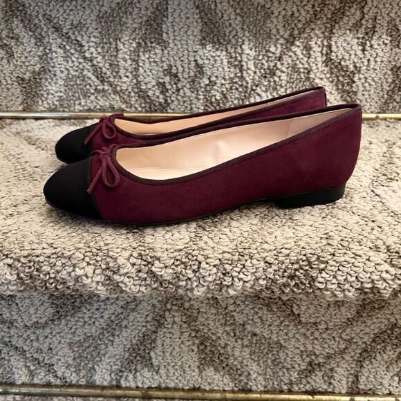 NWOB Marc Fisher Jodi Burgundy Suede Black Cap Toe Ballet Flats Shoes Size 7.5 M - Picture 2 of 7